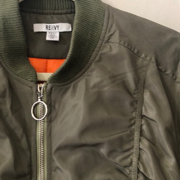 RENVY Cropped Bomber Jacketq - Picture 5 of 6